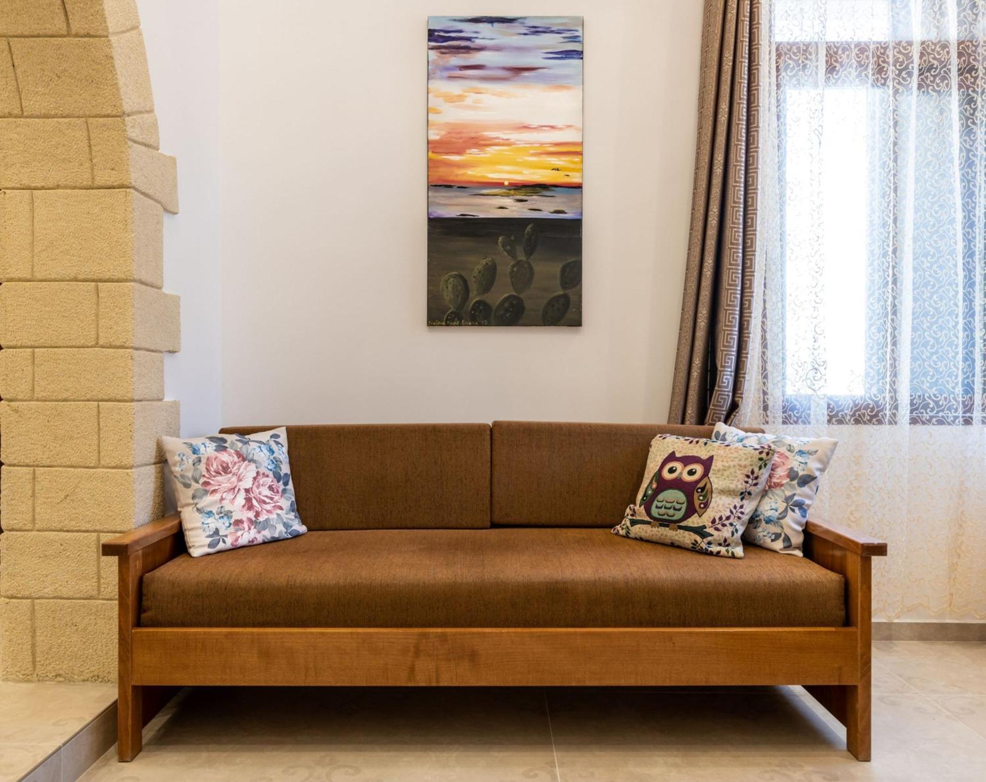 The Owl House Near Chania Centre Apartament